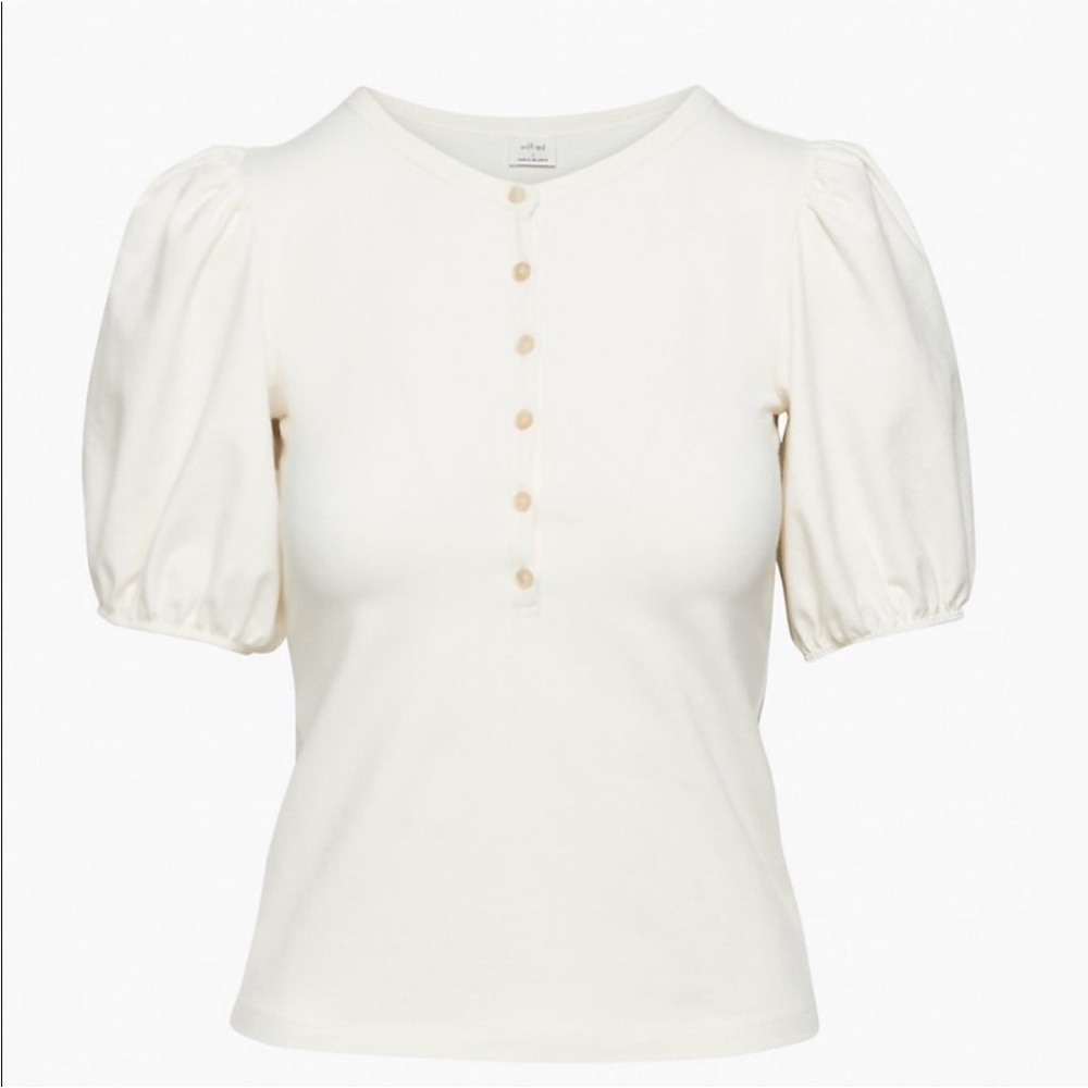 Aritzia Wilfred billow top size xs white. Free if you bundle